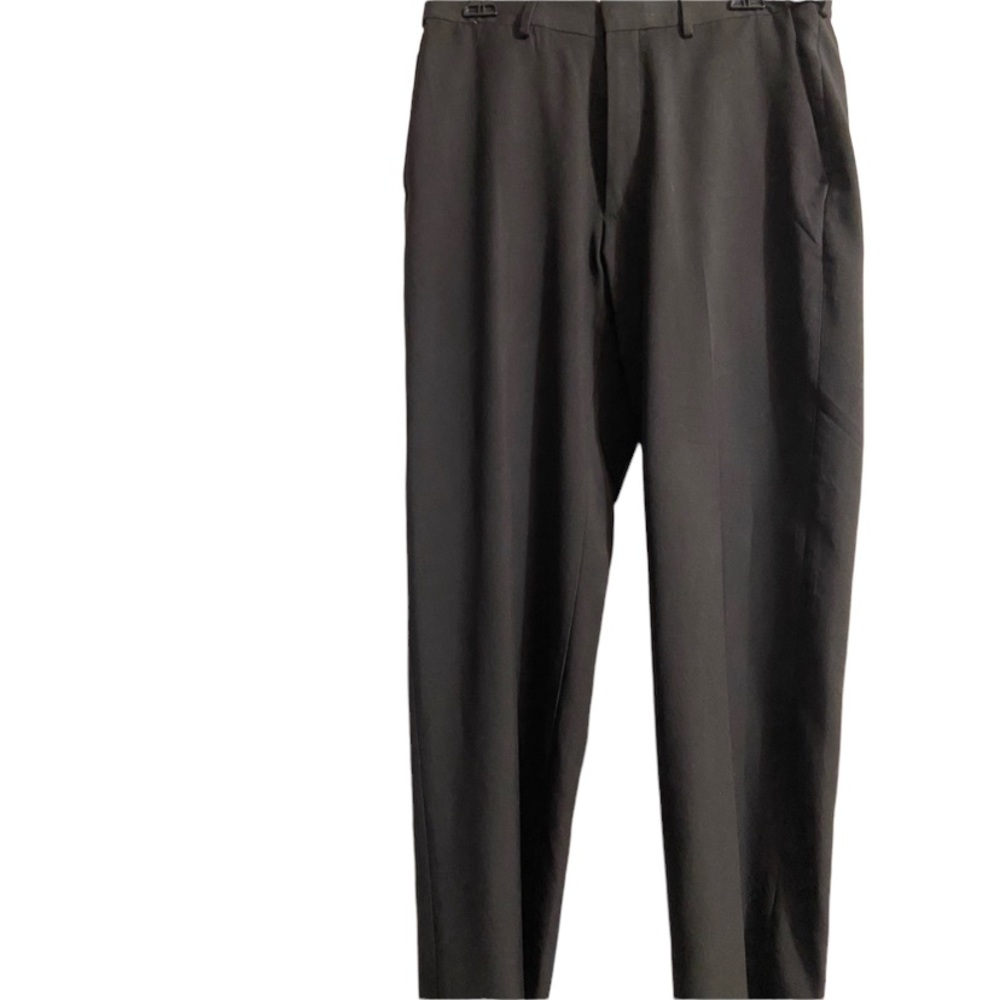Haggar black men’s dress pants, size 32